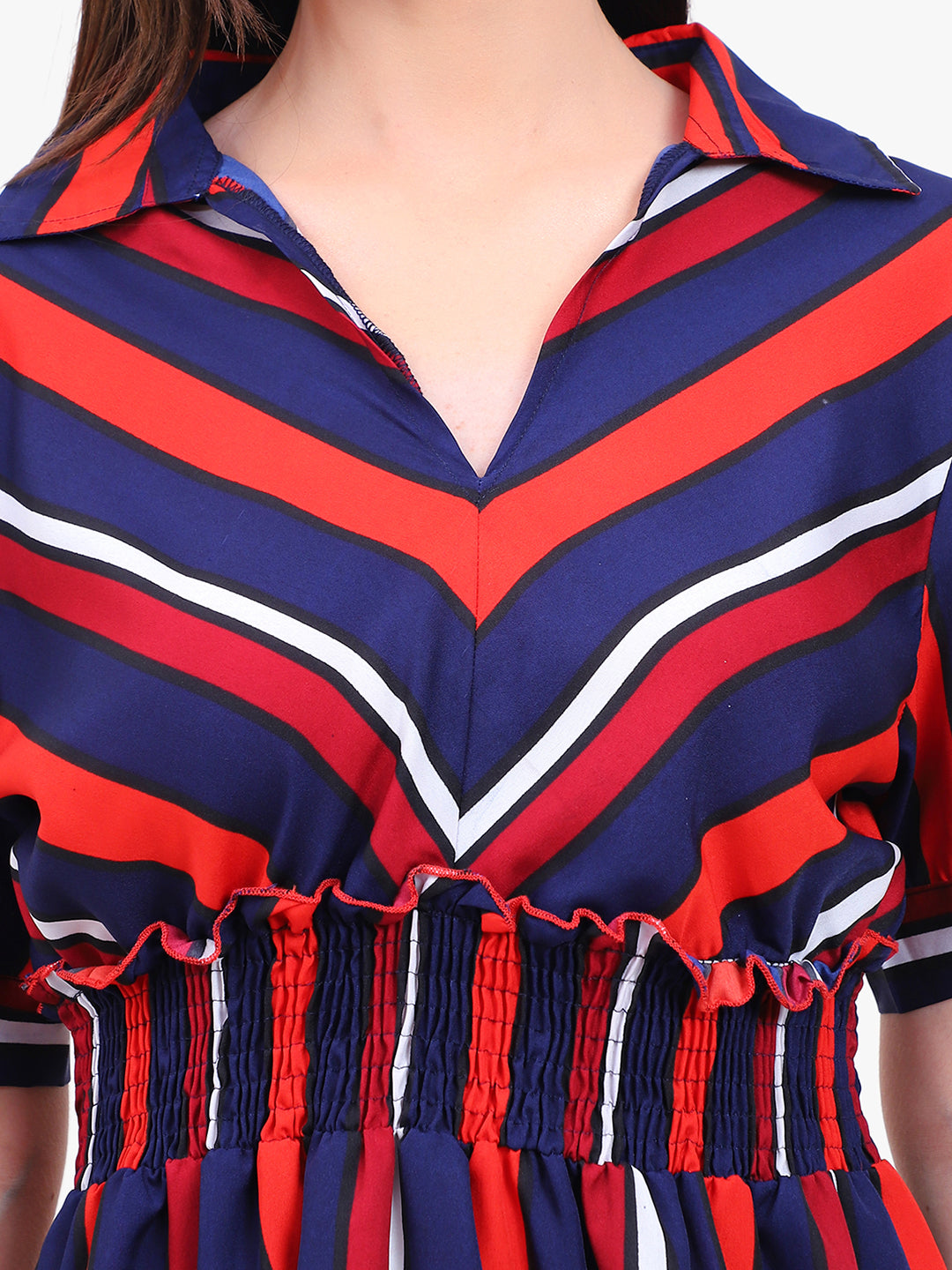 Vestido de crepe a rayas